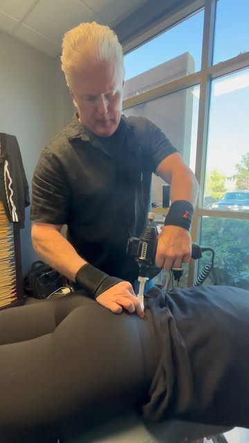 Getting joints moving with pulsed vibration chiropractic